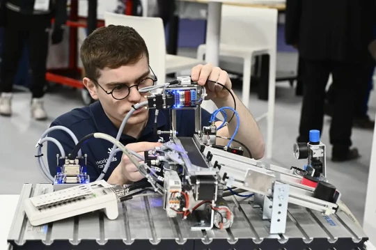 Le dispositif GI Avenir dédié aux métiers, aux formations et à l’emploi, ainsi que la 5e édition des Golden Tech, concours de l’excellence industrielle