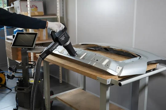 En marquage laser, des postes d’atelier compacts aux systèmes mobiles