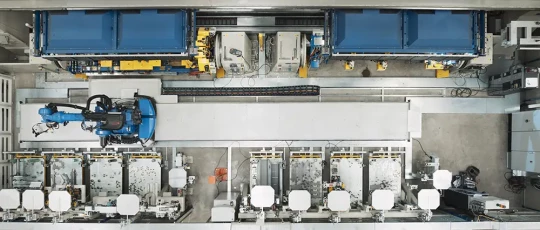 yaskawa liebherr 2 postes soudage 2 postes manutention