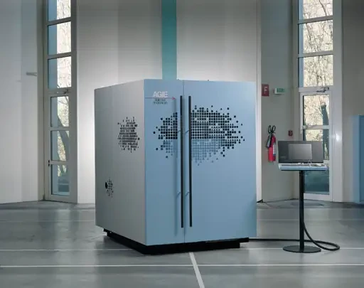 Spécial MICRONORA 2004 : Agiecut Progess, une machine d'électroérosion par étincelage qui assure une productivité maximum chez AGIE CHARMILLES