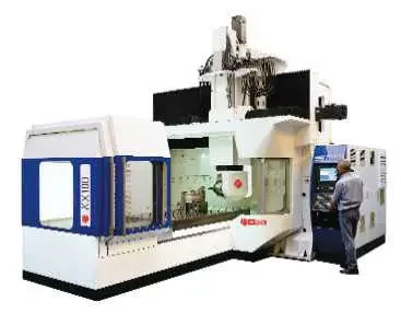 Le centre de fraisage grande vitesse KX100 de HURON