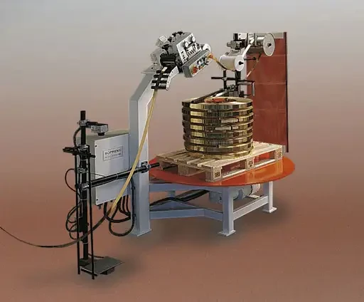 Spécial EUROBLECH 2004 : SOPREM AUTOMATION exposera sa machine à dérouler et redresser le feuillard qui offre gain de place important et perfomance