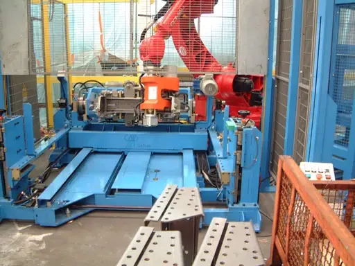 CAPMAC, spécialiste des matériels de rivetage était à Euroblech 2004