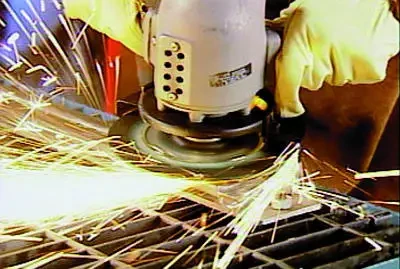 Disques à ébarber 3M Green Corps : pour un travail rapide et efficace
