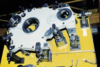ENERPAC présente ses vérins hydrauliques à intégrer dans un plateau d'usinage