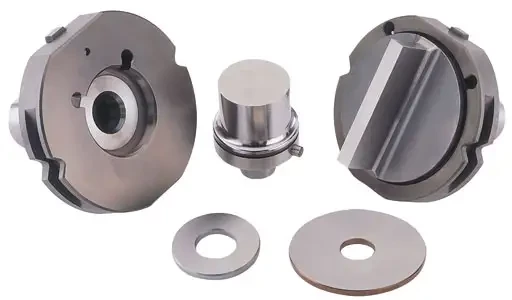 Spécial EMO 2005 : WILSON TOOL présentera, entre autre, tous les outils de sa dernière gamme Duradie pour résoudre tous les problèmes de refendage