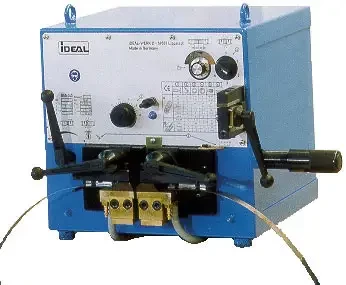 Spécial EMO 2005 : IDEAL présentera plusieurs modèles de machines à souder bout à bout pour l'industrie de la tôle, de bande et de feuillard