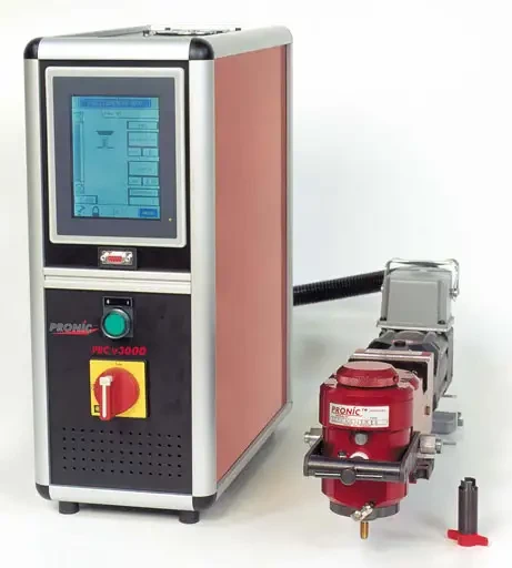 PRONIC présente son nouveau contrôleur PRC v3000 pour appareils à tarauder électro-mécaniques (taraudage de M1 à M32)