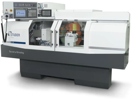 La rectifieuse cylindrique universelle S33 de STUDER est une machine qui allie un prix avantageux à une grande flexibilité