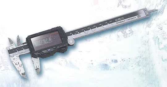 Spécial SIMODEC 2006 : le pied à coulisse SuperCaliper est un condensé du savoir faire MITUTOYO