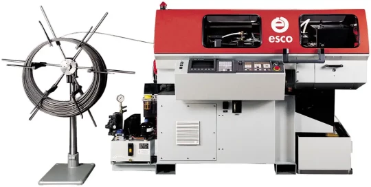 Spécial SIMODEC 2006 : 4 tours BIGLIA, 2 tours ESCO dont le nouveau modèle NEW MACH Axe Y et 2 centres d'usinage MATSUURA sur le stand DECIP