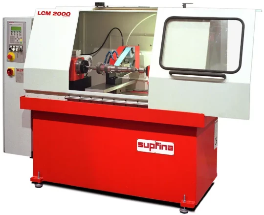 Spécial SIMODEC 2008 : LCM 2000 Plus de SUPFINA, une très bonne alternative à la rectification tout en restant hyper flexible et surtout très polyvalente