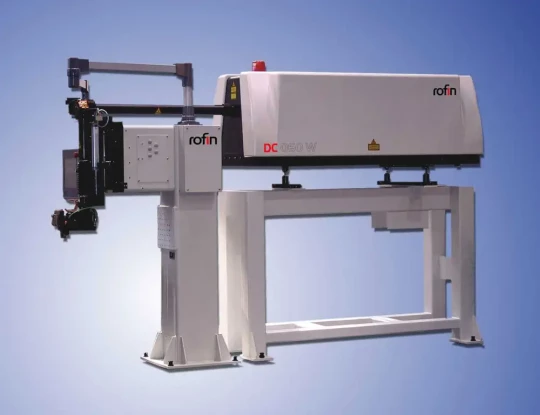 Spécial INDUSTRIE 2006 : ROFIN présentera cette année un laser DC040 de 4 kW équipé d'un système permettant d'être intégré directement sur une ligne de profilage
