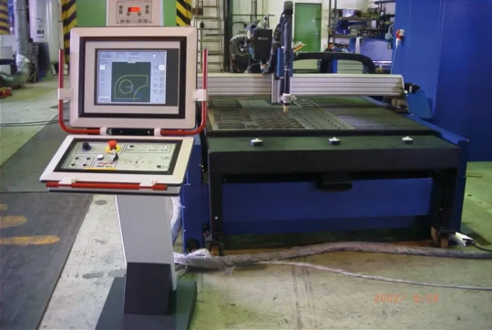 Spécial INDUSTRIE 2006 : ELECTRO EQUIPEMENTS montrera une machine de découpe plasma dont les performances permettent de tirer profit au maximum des qualités du générateur plasma haute définition qui lui est associé