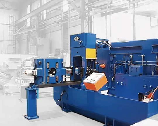 Spécial Wire 2006 : REDEX présente actuellement son nouveau module T4i, groupe de profilage à 4 rouleaux basé sur le principe des « têtes de turc »