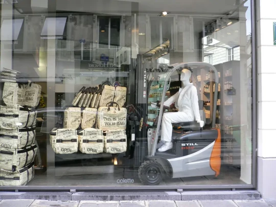 RX50 de STILL, un chariot élévateur taille mannequin