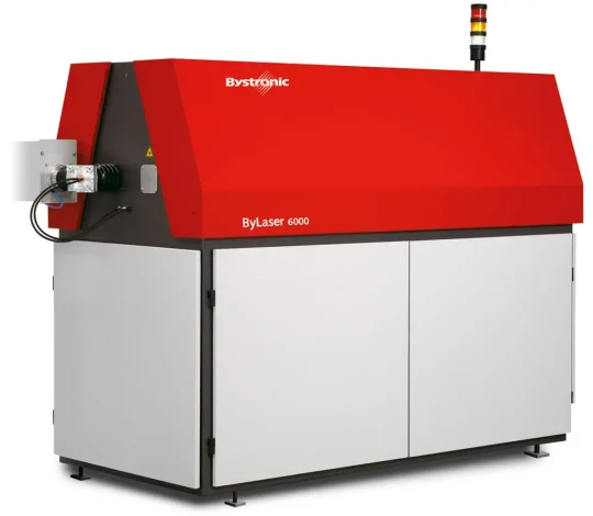 La nouvelle source laser à hautes performances ByLaser 6000 est proposée aux utilisateurs BYSTRONIC, avec une puissance de sortie constante de six kilowatts, en combinaison avec les machines outil de découpe laser de la série Bystar