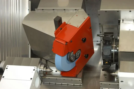 Spécial EMO 2007 : STUDER S242, la flexibilité pour la rectification et le tournage
