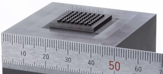 Spécial EMO 2007 : TOYO TANSO présentera TTK-4 et TTK-5, le nouveau graphite haute performance pour l'électroérosion