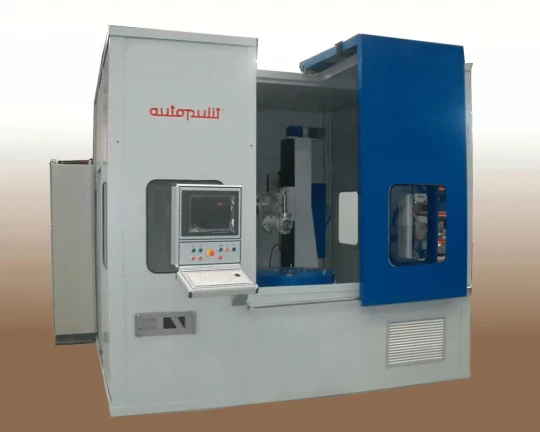 Spécial EMO 2007 : AUTOPULIT présentera le nouveau design de son centre de polissage CNC modèle HP-I/1UT avec une structure plus compacte, robuste pour des pièces de formes diverses et complexes allant jusqu'à 500x500x200 mm
