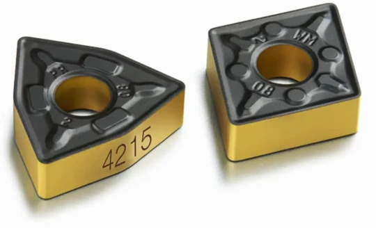La nouvelle nuance plus sûre GC4215 de SANDVIK COROMANT augmente la productivité en tournage des aciers