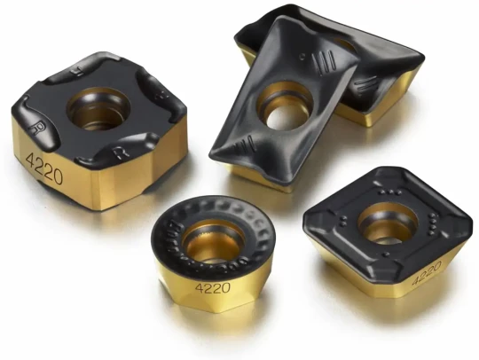Productivité maximale et débits-copeaux élevés avec la nouvelle nuance GC4220 de SANDVIK COROMANT : efficacité inégalée en fraisage