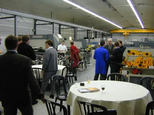 HACO FRANCE, spécialiste des machines pour le travail de la tôle et du profilé, a fêté ses 30 ans fin 2002