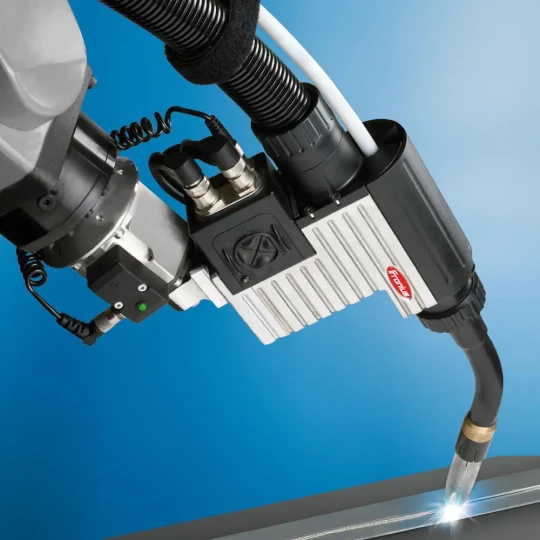 Spécial INDUSTRIE 2008 : FRONIUS exposera son nouveau système de soudage MIG MAG réservé aux fines épaisseurs (à partir de 0,3 mm), le Cold Metal Transfer