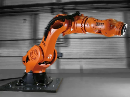 Spécial INDUSTRIE 2008 : KUKA exposera en première mondiale le robot de soudage à l'arc KR5 Arc HW et le KR1000 Titan, dernier né de sa gamme de robots industriels