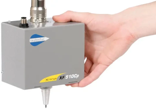 TECHNIFOR présente une machine extrêmement compacte qui allie vitesse et qualité de marquage : la XF510Cp