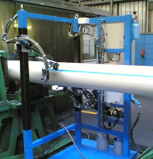 MARQUAGE a mis au point un système de marquage de trait continu sur tubes en cours d'extrusion ou tubes acier par une technologie sans contact