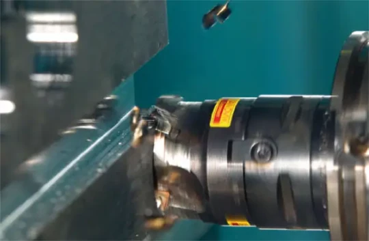 CoroMill 490 de SANDVIK COROMANT, la fraise à surfacer, dresser de nouvelle génération