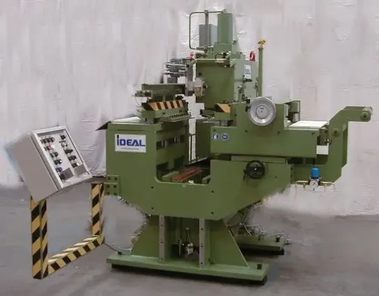 Spécial EUROBLECH 2008 : IDEAL WERK exposera une machine de raboutage de bandes et de feuillards et ses soudeuses numériques CSR