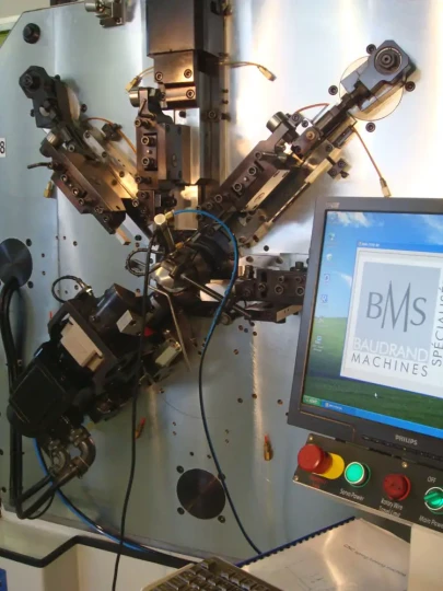 Une nouvelle gamme de cambreuses pour le fil chez BAUDRAND MACHINES SPECIALISEES