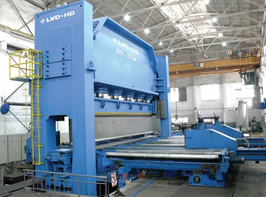 Machines de tôlerie : LVD et HD créent une nouvelle société en Chine