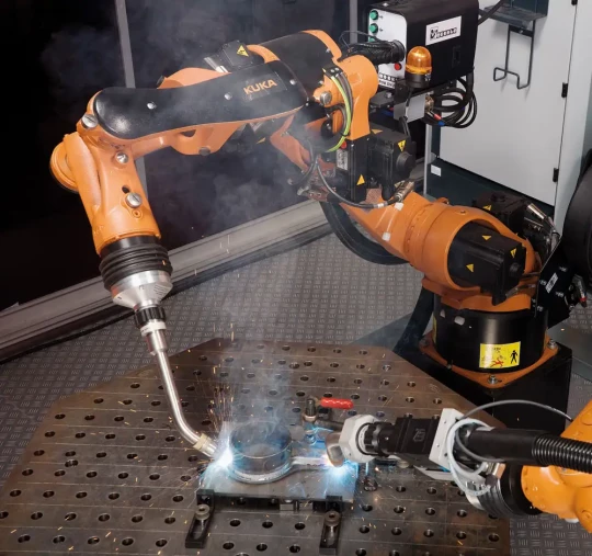 Spécial TOLEXPO 2009 : KUKA annonce deux nouveaux robots de soudage à l'arc