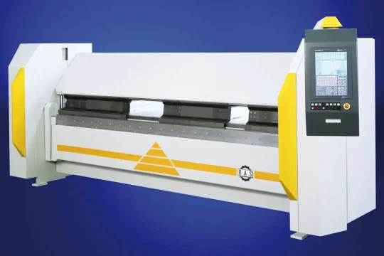 Spécial TOLEXPO 2009 : RAS exposera la plieuse FLEXIbend pour la fabrication de pièces de précision complexes comme cass