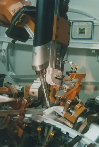 Le processus laser hybride de FRONIUS est utilisé par Volkswagen pour le modèle Phaeton