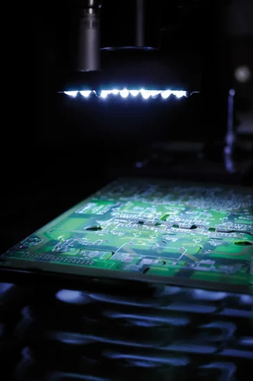 Avec Mahr Multisensor et Mycrona, HEXAGON élargit son offre dans le secteur de la métrologie par vision