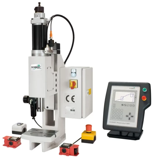 La nouvelle presse pneumatique 320 de SCHMIDT Technology dispose d'une surveillance de process