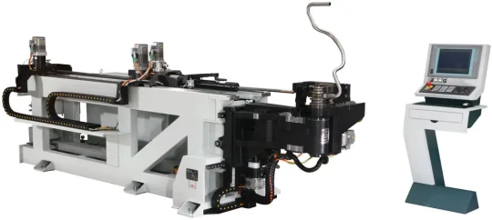 Spécial TUBE 2010 : BLM exposera des machines ADIGE pour le sciage, la découpe laser et des machines BLM pour le formage