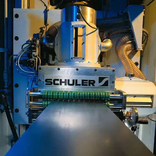 Feedmax de SCHULER PRESSEN, l'amenage à rouleaux le plus rapide au monde