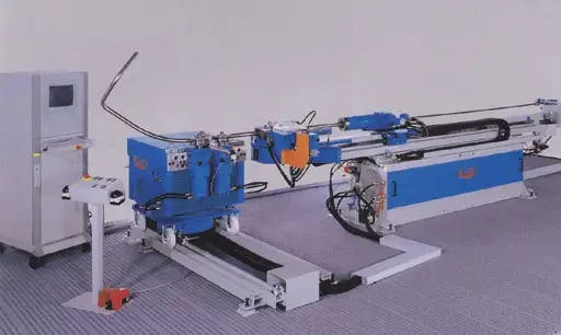 Une cintreuse à tubes de conception modulaire chez RASI