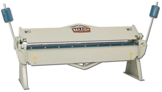 Spécial EUROBLECH 2010 : BAILEIGH exposera une plieuse manuelle BB-9612