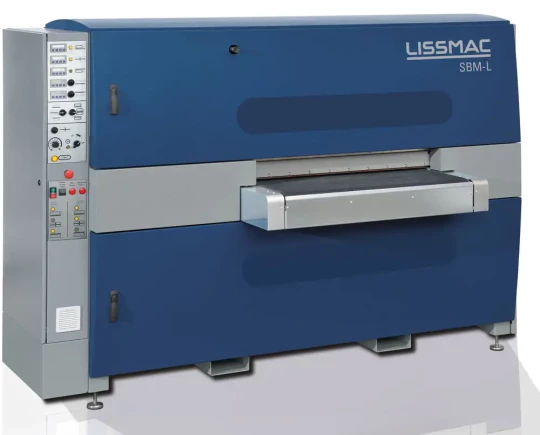 Spécial EUROBLECH 2010 : LISSMAC exposera une ébavureuse à plat SBM-M S2 pour l'ébavurage et l'arrondi des contours de t