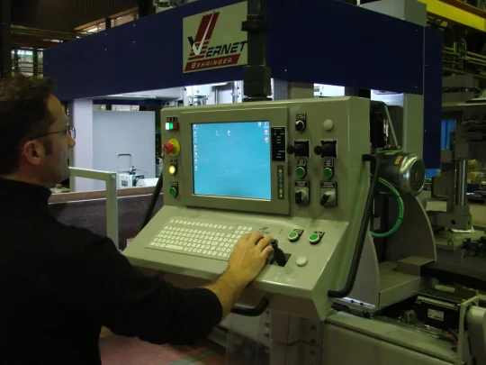 VERNET BEHRINGER retient la commande sur base PC de BECKHOFF AUTOMATION