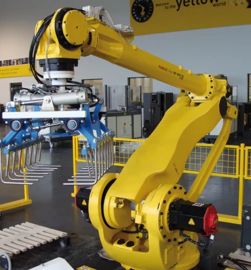 Spécial INDUSTRIE LYON 2011 : FANUC Robotics présentera le dernier né de la gamme de robots de palettisation M-410iB