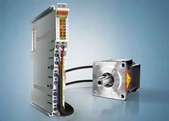 La servoborne de BECKHOFF : un variateur complet dans une borne EtherCAT compacte