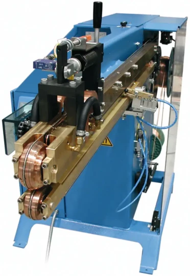 SPIRO fait évoluer sa gamme de machines de soudage linéaire Stitchwelder