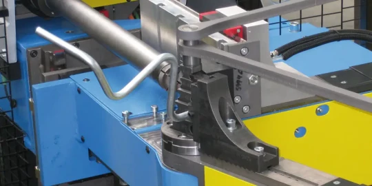 TRACTO-TECHNIK dévoilera sa cintreuse servo-électrique pour tube sur Euroblech